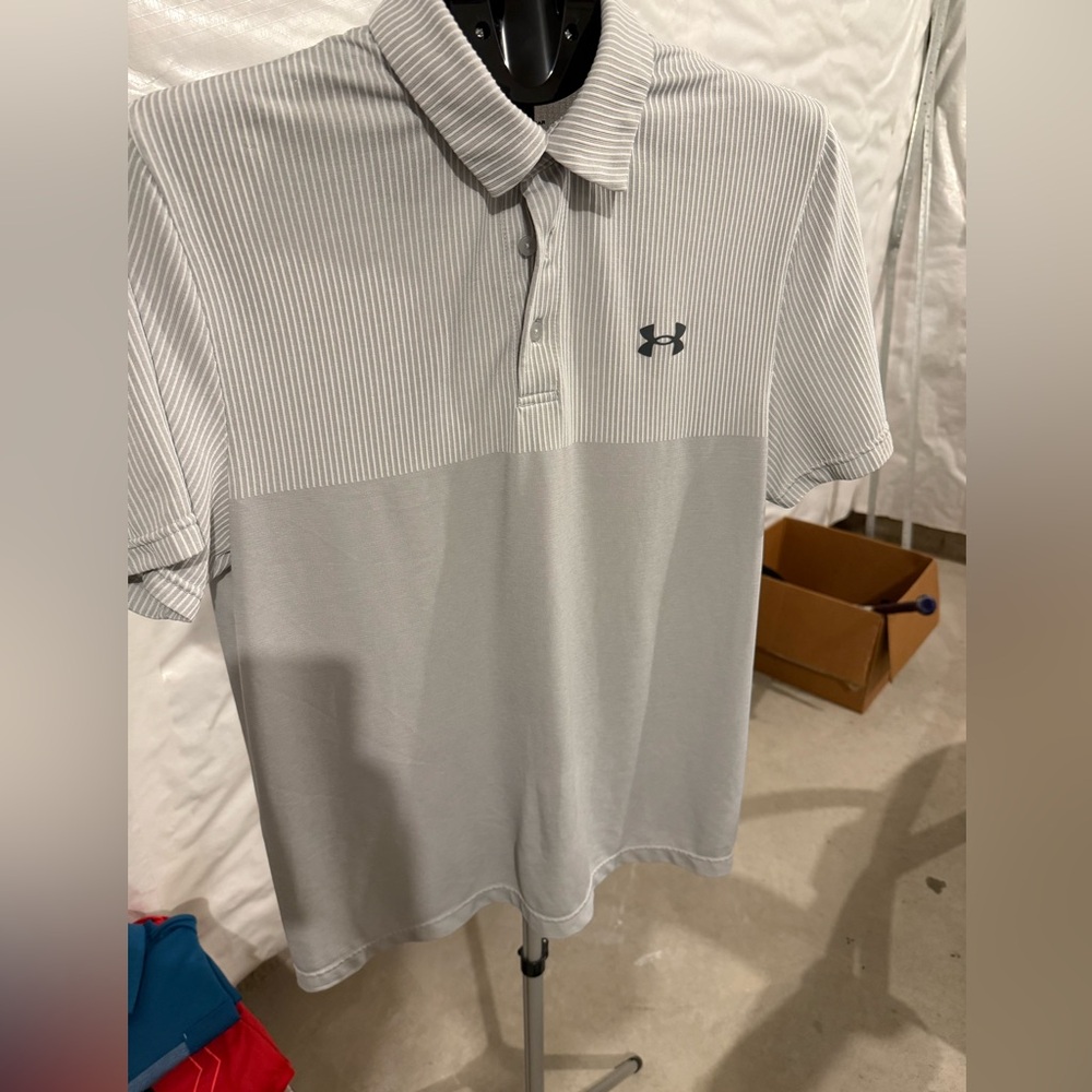 Under Armour Men's Two-Tone Gray Polo